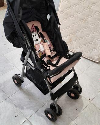 carrozzina per neonate