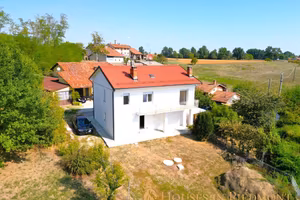 Villa di 200 m² con 4 locali e box auto doppio a C