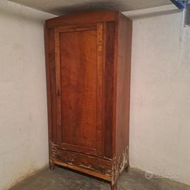 r.egalo armadio in legno antico 