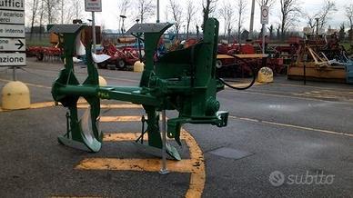 ASSORTIMENTI DI ARATRI USATI BIVOMERE IDRAULICI E 