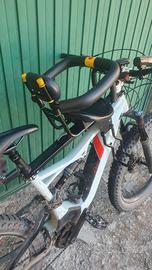 Seggiolino bici Specialized turbo levo