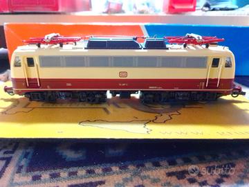 Locomotore elettrico della Roco il 114-487-2