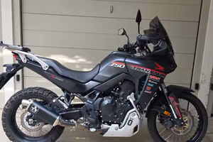 Honda Transalp 750 