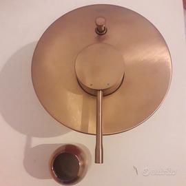 Grohe Essence - Miscelatore monocomando per vasca