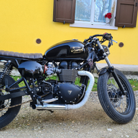 Triumph Bonneville T100 Cafe Racer