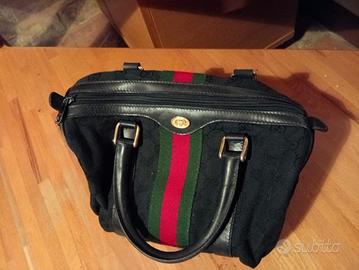 borsa con portafoglio gucci