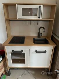 Cucina di legno Ikea