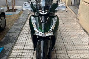 Honda SH 125 anno 2024 VERDE VETRO