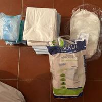 Kit completo di pannolini, garze e traverse