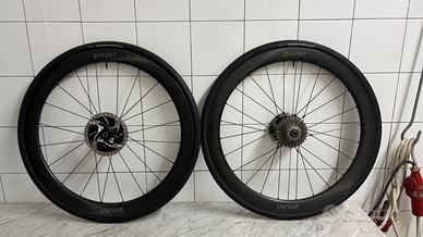 Ruote hunt carbonio tubeless