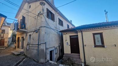 Pignola, via San Giacomo,appartamento mq. 46 netti