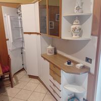 Cucina bianca legno