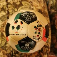 Pallone piccolo cuoio Mondiale Italia 90 