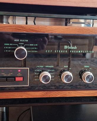 Preamplificatore McIntosh C27 