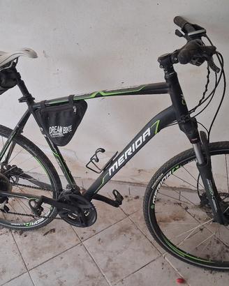 Bicicleta seminuova