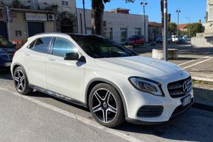Mercedes-Benz GLA 200 d  Night Edition