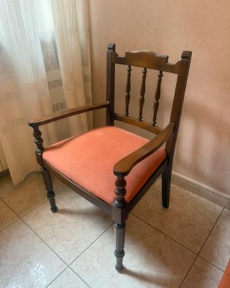 Poltroncina vintage in legno