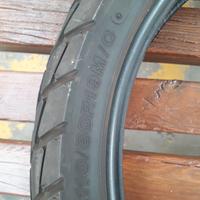 Gomme moto
