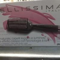 piastra e spazzola per capelli