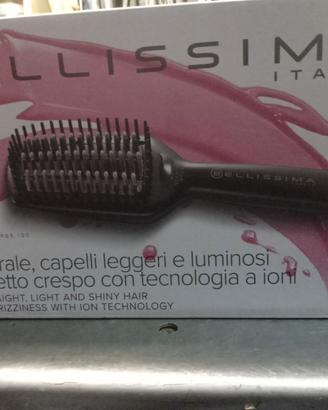 piastra e spazzola per capelli