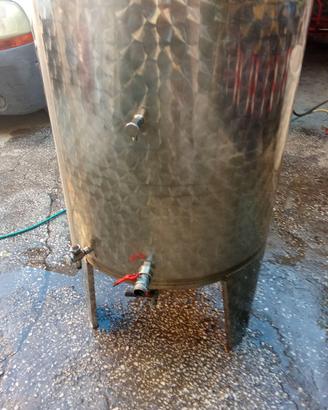 cisterna per vino 500 l. in acciaio galleggiante a