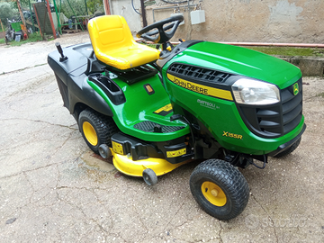 Trattorino rasaerba John Deere x155