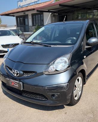 Toyota Aygo 1.0 12V VVT-i 5 porte Sol
