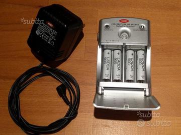 Caricabatterie per batterie stilo Ni-Cd/Ni-Mh