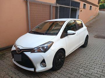 TOYOTA YARIS 1.0 BENZINA e GPL -