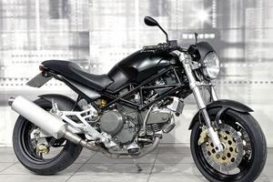Ducati Monster 750
