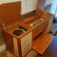 GRUNDIG MOBILE RADIO GIRADISCHI