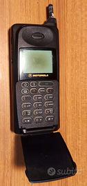 Cellulare Motorola International 8700 del 1998
