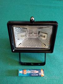 Faro alogeno e faro d'epoca