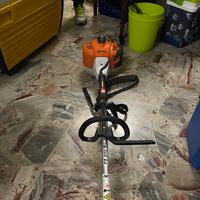 Decespugliatore Stihl FS 240 R