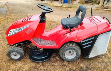 Trattorino tagliaerba Honda
