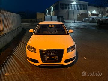 Audi a3  S sportback 2.0 140cv bianca