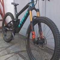 Trek slash 9.8