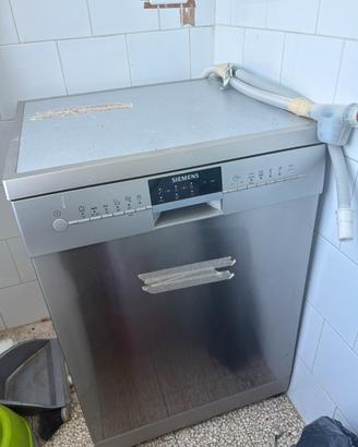 Lavastoviglia Siemens acciao inox