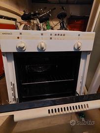 Forno elettrico ad incasso ariston