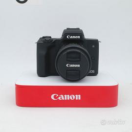 Canon EOS M50 nera + EF-M 15-45mm IS STM