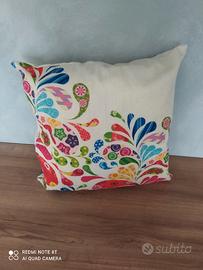Cuscino arredo in fantasia 