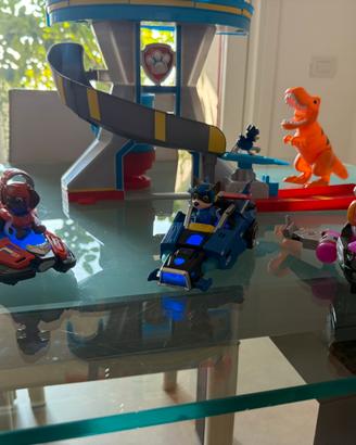 Paw Patrol grande lotto con torre,camion e veicoli