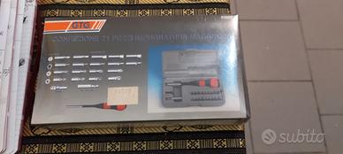 Lotto set Attrezzi Fai da Te NUOVI E CONFEZIONATI