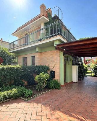 Villa bifamiliare Terracina [Cod. rif 3387388VRG]