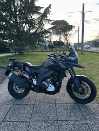 Suzuki V Strom DL 1050 XT
