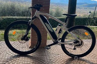 Bicicletta elettrica rockrider st100 da 27,5