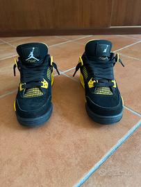 Nike Air Jordan 4 Retro Thunder Black/Yellow
