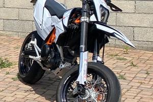 Ktm 690 r smc con kit enduro