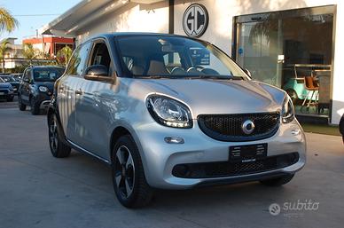 Smart ForFour 1.0 Urban 71CV Lega Clima USB