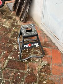 Cavaletto moto cross